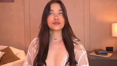 Snapshot of _meghan_gomez1_ chatting on 12.14.24 online show from 12.14.24