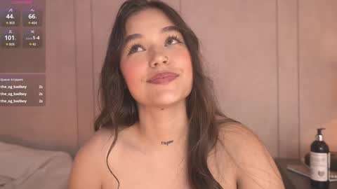 Snapshot of _meghan_gomez1_ chatting on 02.01.25 online show from 02.01.25