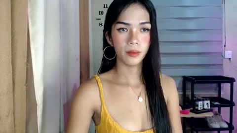 Snapshot of _mellyxxx chatting on 05.12.26 Melly online show from 05.12.26