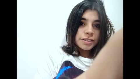  MIa blue 18  online show from 04.04.26