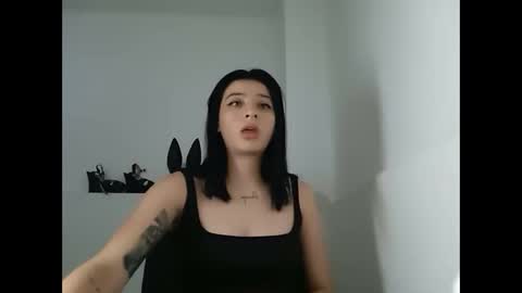 Mia-foster online show from 02.12.25