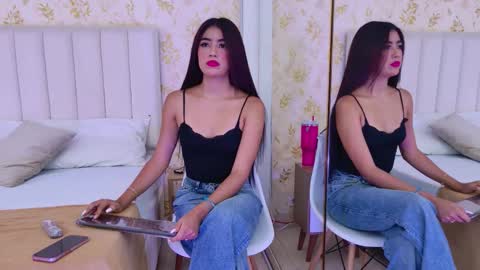 Mia Monroe online show from 09.21.25