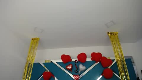  Mia  online show from 02.11.25