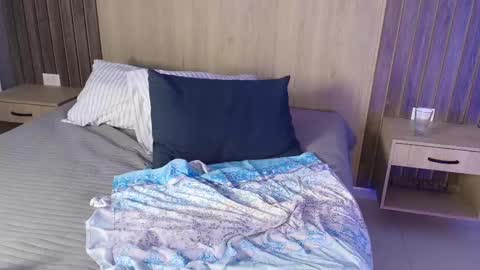 _miamiller_ online show from 02.26.25