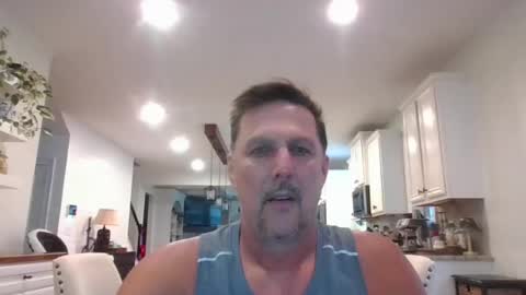 Snapshot of _mike_likes chatting on 07.17.26 Mike online show from 07.17.26