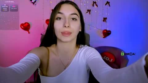 Snapshot of _mila_fire chatting on 05.05.26 your Mila online show from 05.05.26