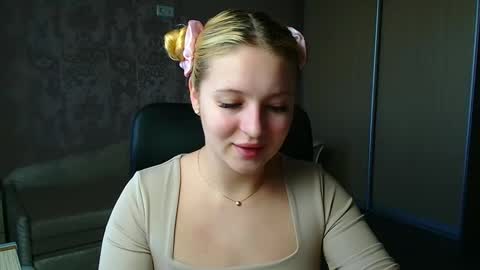 Melanie online show from 05.12.26
