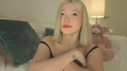 Kim online show from 03.04.26