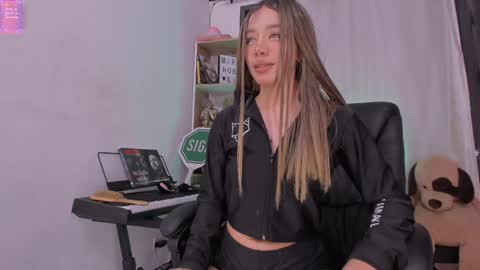 Camila   independent model online show from 01.16.25