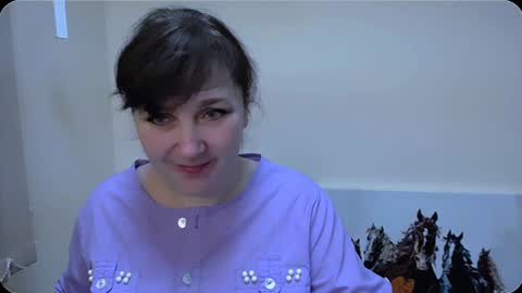 Snapshot of _miranda_sun chatting on 12.18.24 Miranda online show from 12.18.24