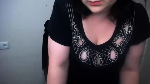 Snapshot of _miranda_sun chatting on 03.02.26 Miranda online show from 03.02.26