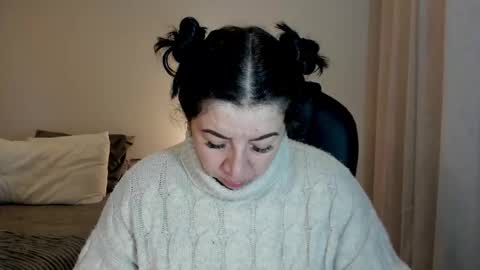 _miss_coco_ online show from 11.17.25