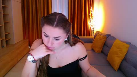 Snapshot of _miss_mia chatting on 03.26.26 Mia online show from 03.26.26