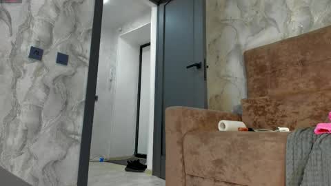 Snapshot of _miss_strawberry_ chatting on 03.19.26 Sofia birthday october 29 online show from 03.19.26