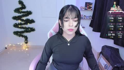 Snapshot of _misshoneyxx chatting on 12.23.24 Hanna Idependent Model online show from 12.23.24