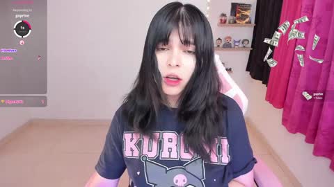 Snapshot of _misshoneyxx chatting on 01.13.25 Hanna Idependent Model online show from 01.13.25