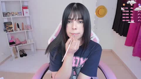 Snapshot of _misshoneyxx chatting on 02.01.25 Hanna Idependent Model online show from 02.01.25