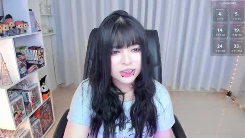 Snapshot of _misshoneyxx chatting on 11.11.25 Hanna Idependent Model online show from 11.11.25