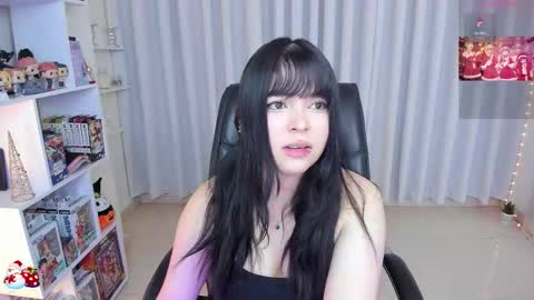 Snapshot of _misshoneyxx chatting on 11.21.25 Hanna Idependent Model online show from 11.21.25