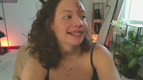 Mara Independent model online show from 05.01.26