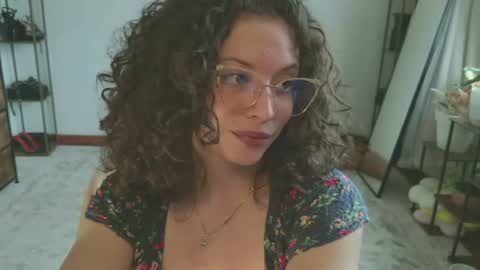 Mara Independent model online show from 08.04.26