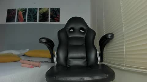 _molly_rosse_ online show from 02.19.26