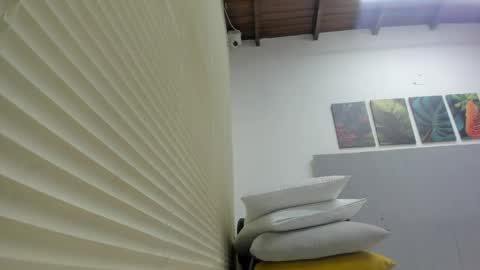 Snapshot of _molly_rosse_ chatting on 05.06.26 _molly_rosse_ online show from 05.06.26