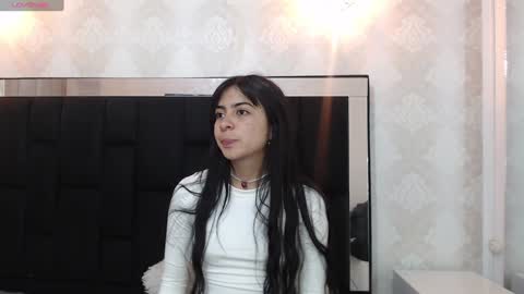 Molly online show from 01.21.25