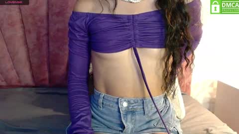 Molly online show from 02.06.25