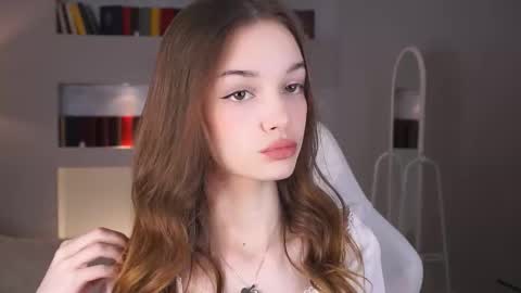 Snapshot of _moonlit_melody_ chatting on 03.23.26 Margo online show from 03.23.26