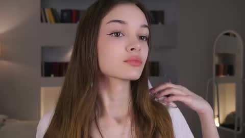 Snapshot of _moonlit_melody_ chatting on 03.24.26 Margo online show from 03.24.26