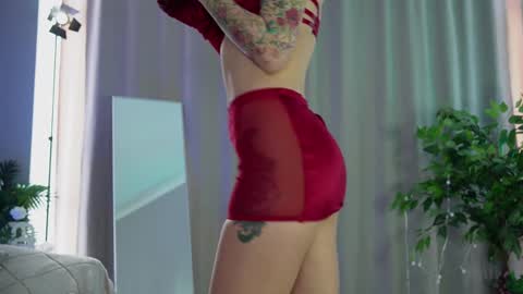 Snapshot of _moriko_ chatting on 02.28.26 Moriko online show from 02.28.26