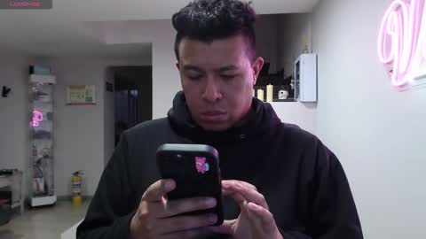 Panda  online show from 10.11.25