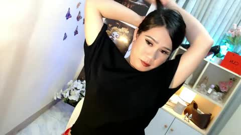 Snapshot of _mysticdoll_ chatting on 04.21.26 _mysticdoll_ online show from 04.21.26