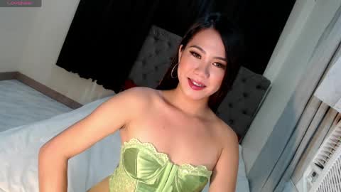 Snapshot of _mysticdoll_ chatting on 05.15.26 _mysticdoll_ online show from 05.15.26
