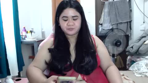 Snapshot of _natalieey chatting on 03.18.26 nics online show from 03.18.26