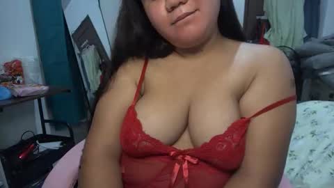 Snapshot of _natalieey chatting on 03.30.26 nics online show from 03.30.26