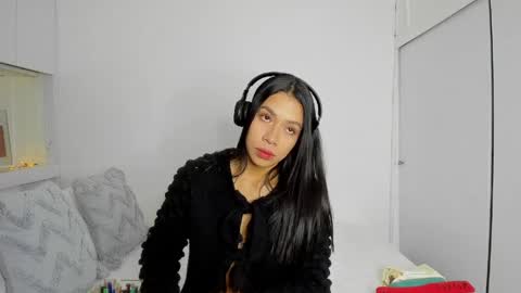 Snapshot of _nathaliesex chatting on 04.30.26 independent model natha online show from 04.30.26