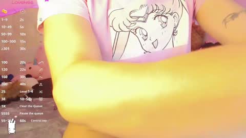 Snapshot of _natsuki chatting on 12.21.24 _natsuki online show from 12.21.24