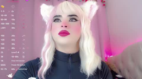 Snapshot of _natsuki chatting on 01.13.25 _natsuki online show from 01.13.25