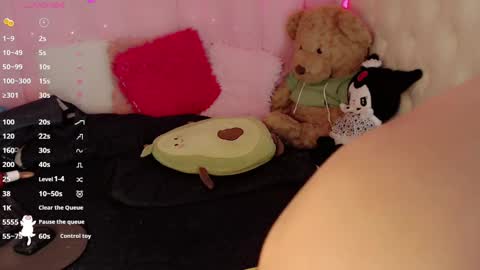 Snapshot of _natsuki chatting on 01.15.25 _natsuki online show from 01.15.25