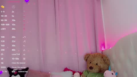 Snapshot of _natsuki chatting on 03.08.25 _natsuki online show from 03.08.25