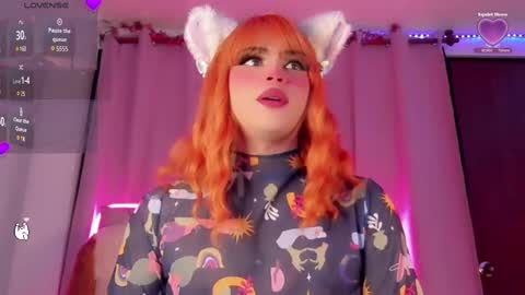 Snapshot of _natsuki chatting on 10.02.25 _natsuki online show from 10.02.25