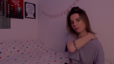 Snapshot of _ni_kiss chatting on 12.13.24 Nika online show from 12.13.24