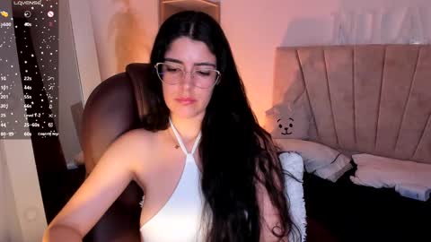 Niah  You can call me Ni or cutie haha online show from 03.02.25