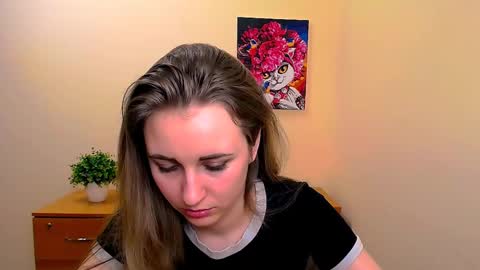 Snapshot of _nicole_new chatting on 03.10.25 Nica online show from 03.10.25