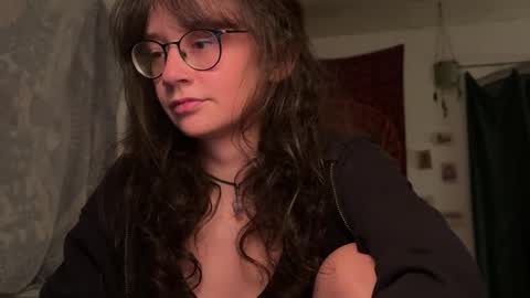 Mila online show from 05.18.26
