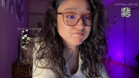 Mikayla online show from 01.21.25