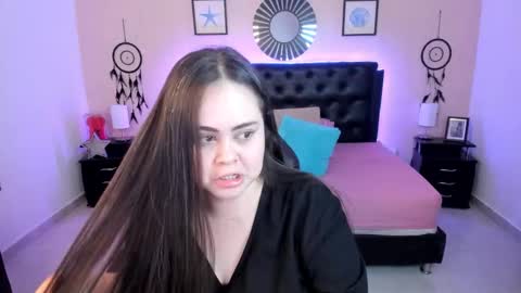 Snapshot of _oliviajoness chatting on 03.16.26 Olivia jones online show from 03.16.26