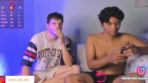 Snapshot of _ottis_ chatting on 12.05.24 ottis and kevin online show from 12.05.24